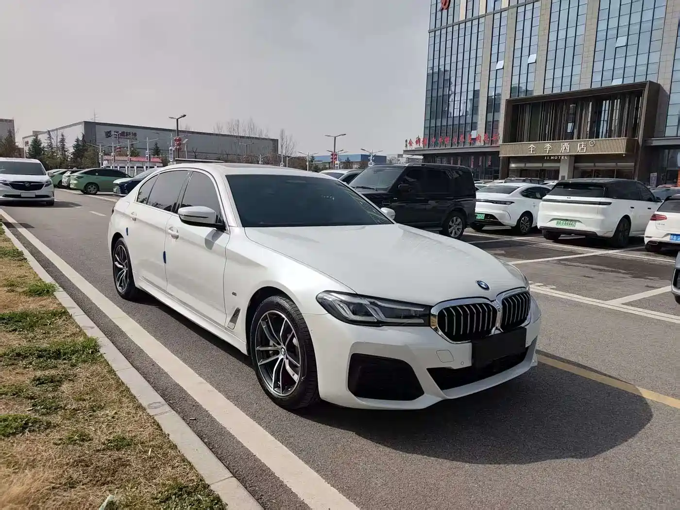 BMW 5 SERIES NEW ENERGY
