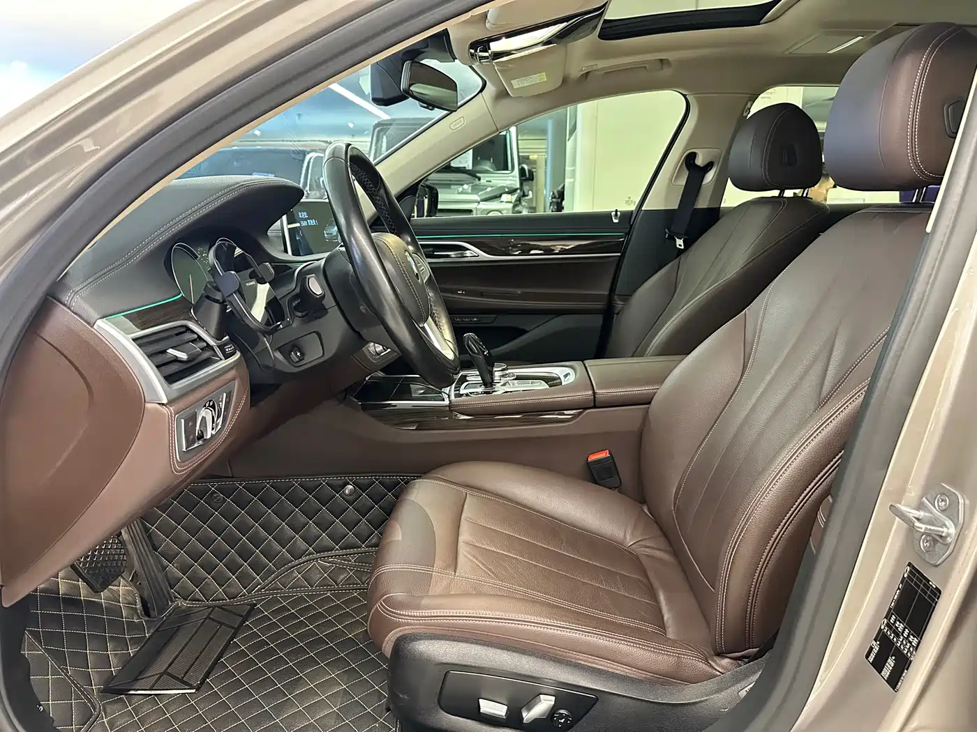 BMW 7 Series 2018 730Li Leading Type Excellence Package фото 9