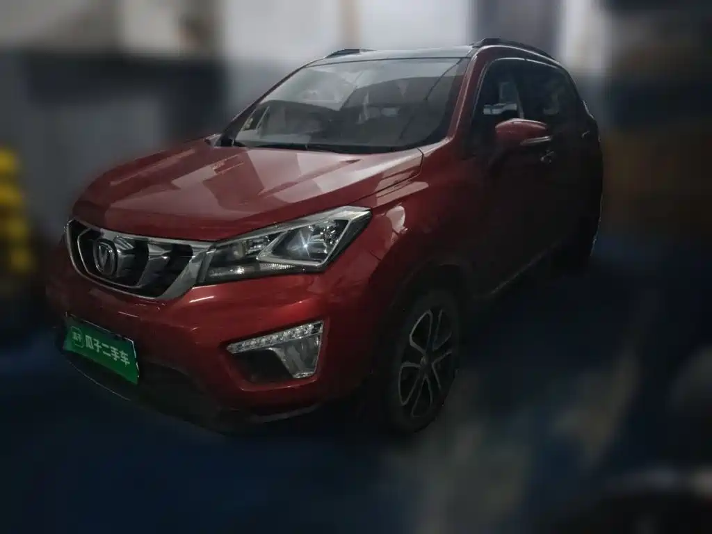 Фото 1 - Changan CS15