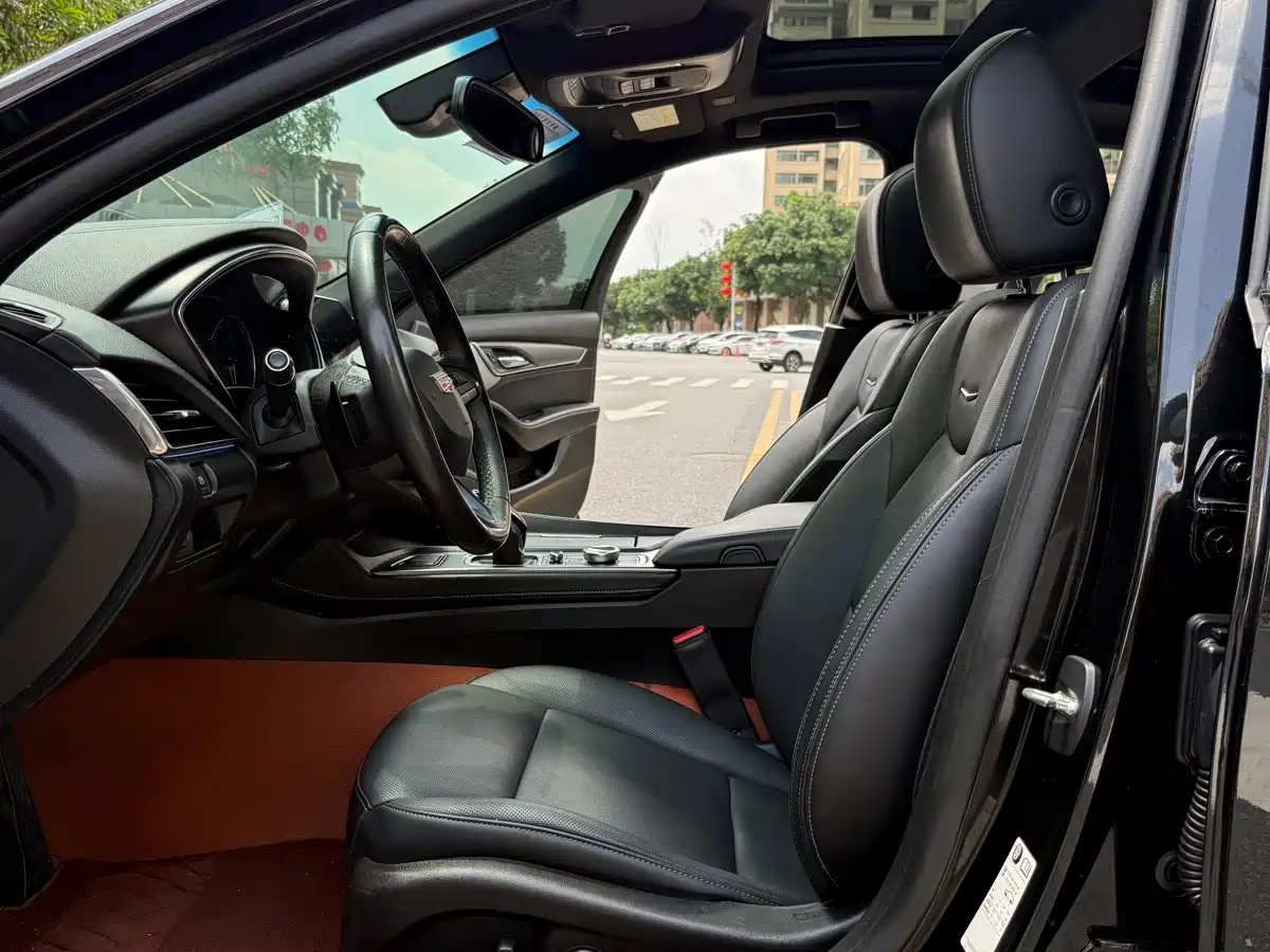Cadillac CT5 2021 28T Luxury фото 17