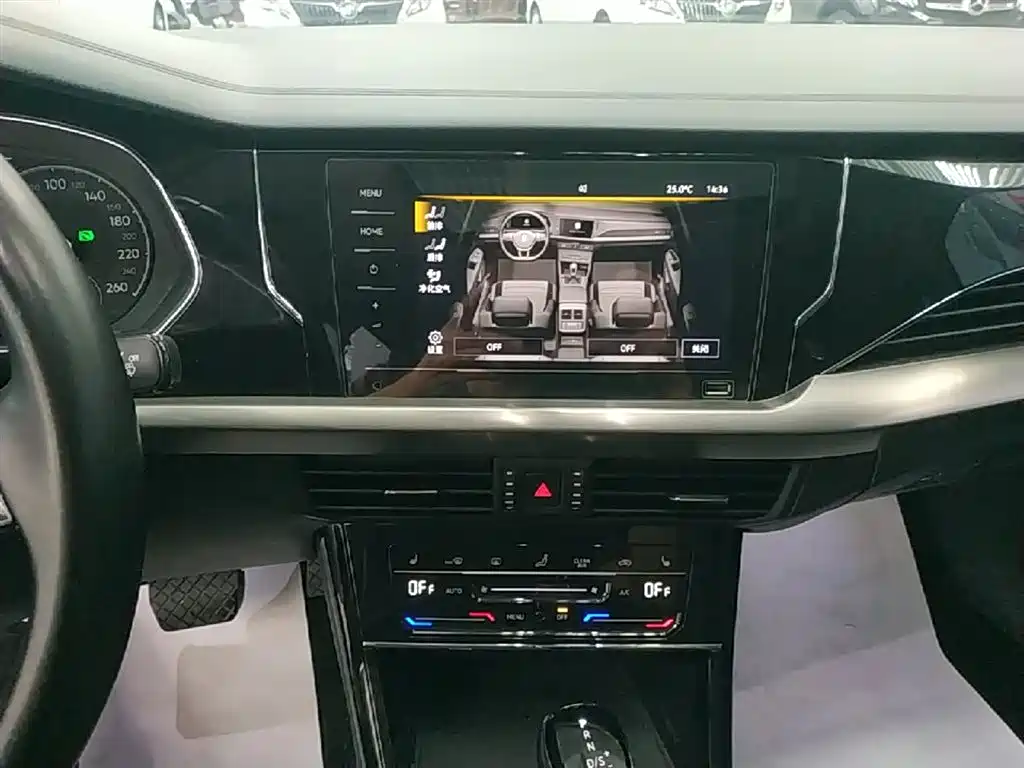 Volkswagen Passat 2020 Facelift 280TSI Elite Version China VI фото 13
