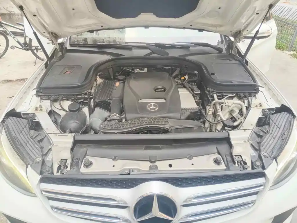 Фото 3 - Mercedes-Benz GLC