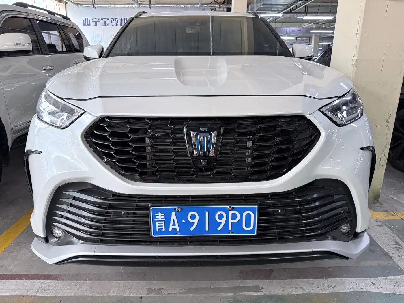 Toyota Crown Kluger 2023 2022 2.5L HEV 4WD Premium Edition