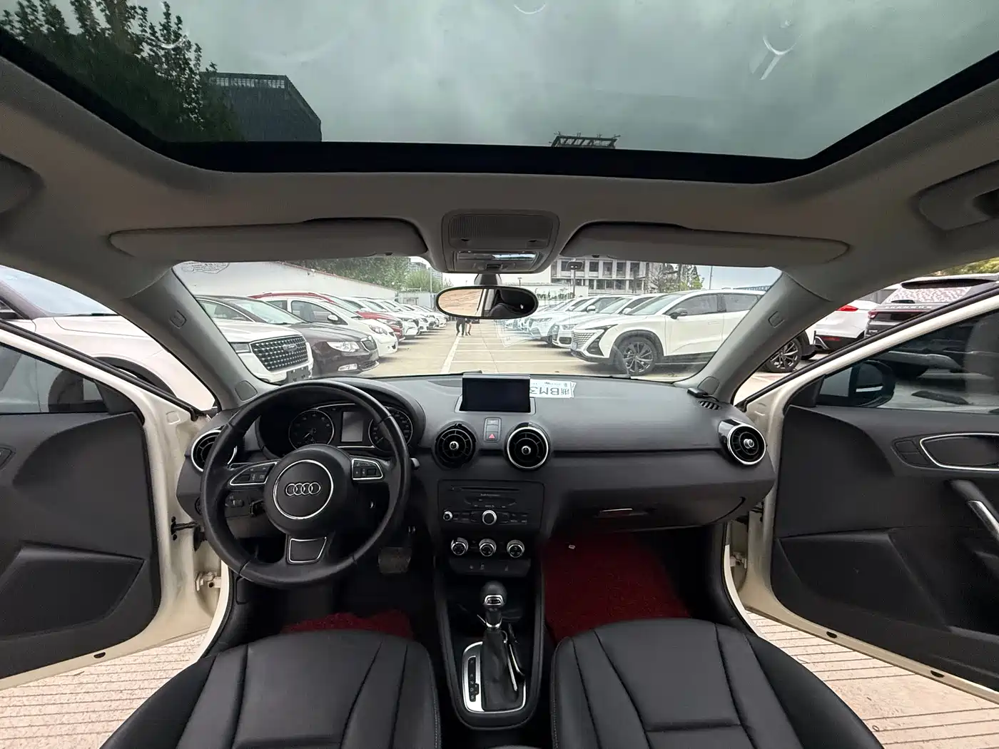 Audi A1 2014 30 TFSI Comfort фото 9