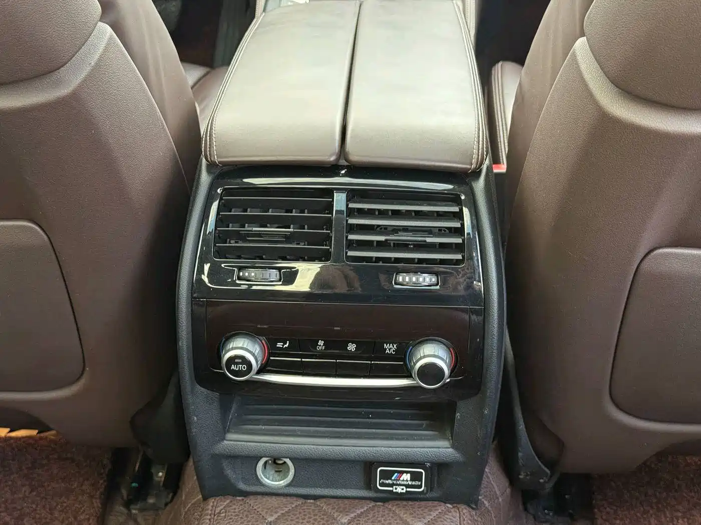 BMW 5 Series 2020 530Li Premium Luxury Package фото 21