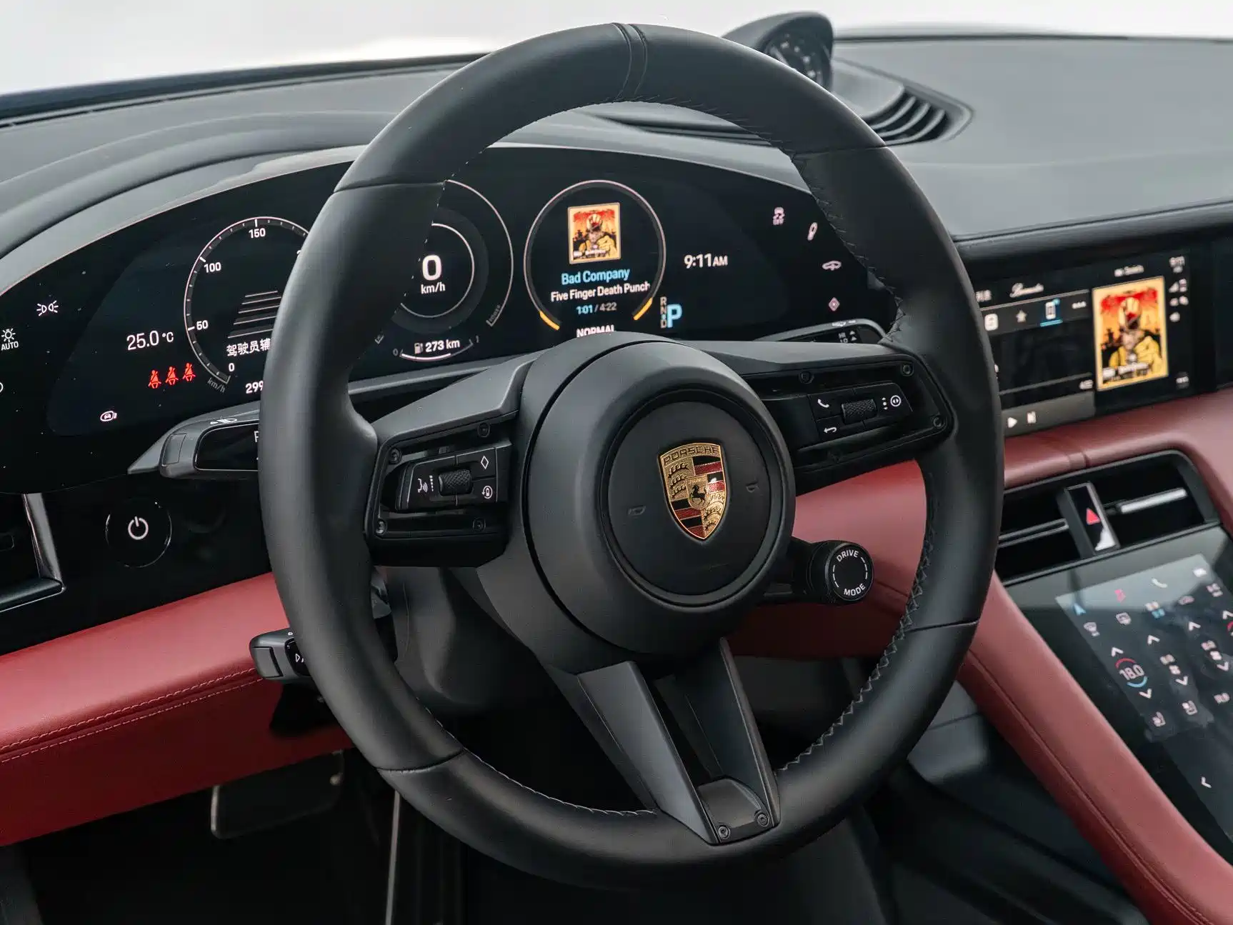 صورة 20 - Porsche Taycan