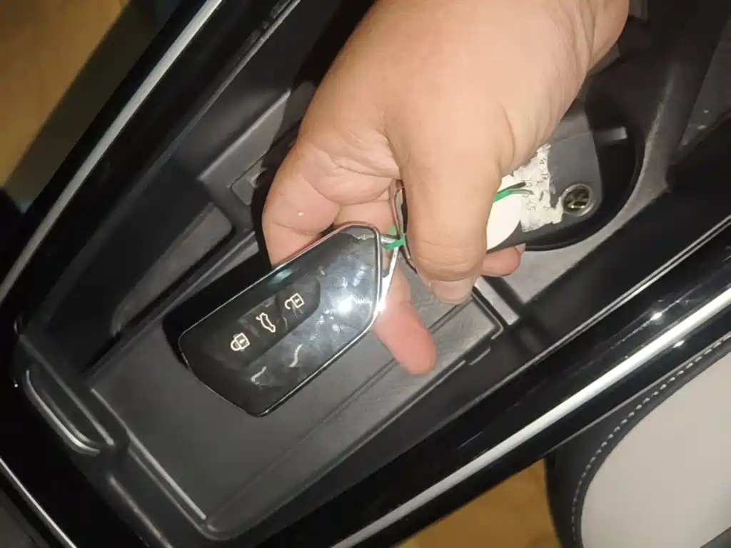 Photo 9 - Volkswagen ID.6 CROZZ