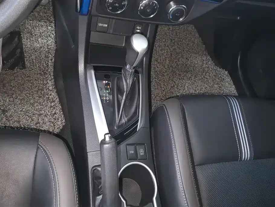 Toyota Levin 2018 185T CVT Premium Edition China V фото 16