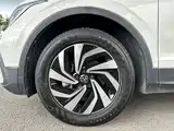 Фото 19 - Volkswagen Tiguan L