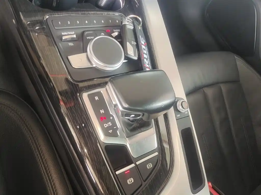 Audi A4L 2019 40 TFSI Fashion (China V) фото 14