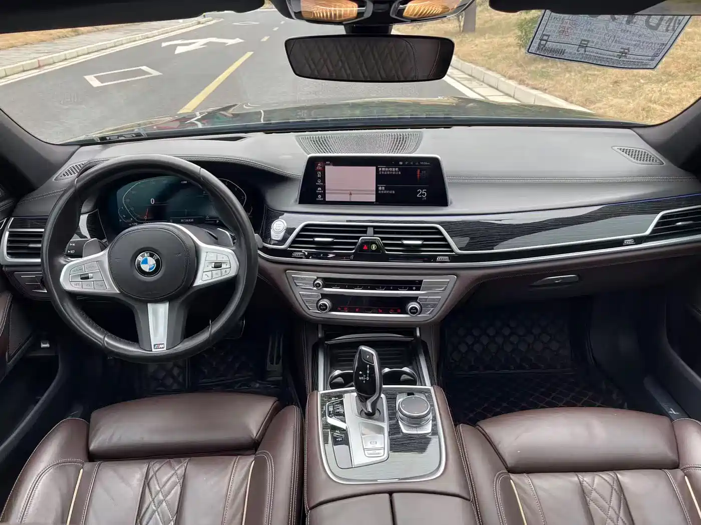 BMW 7 Series 2019 730Li M Sport Package фото 11