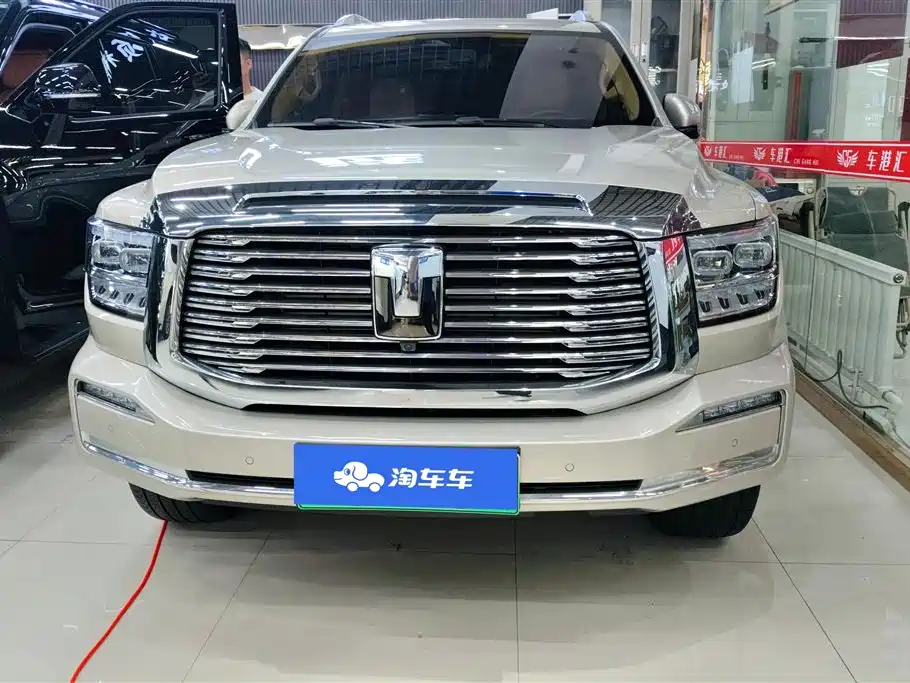 Tank 500 EV 2023 Hi4-T фото 2