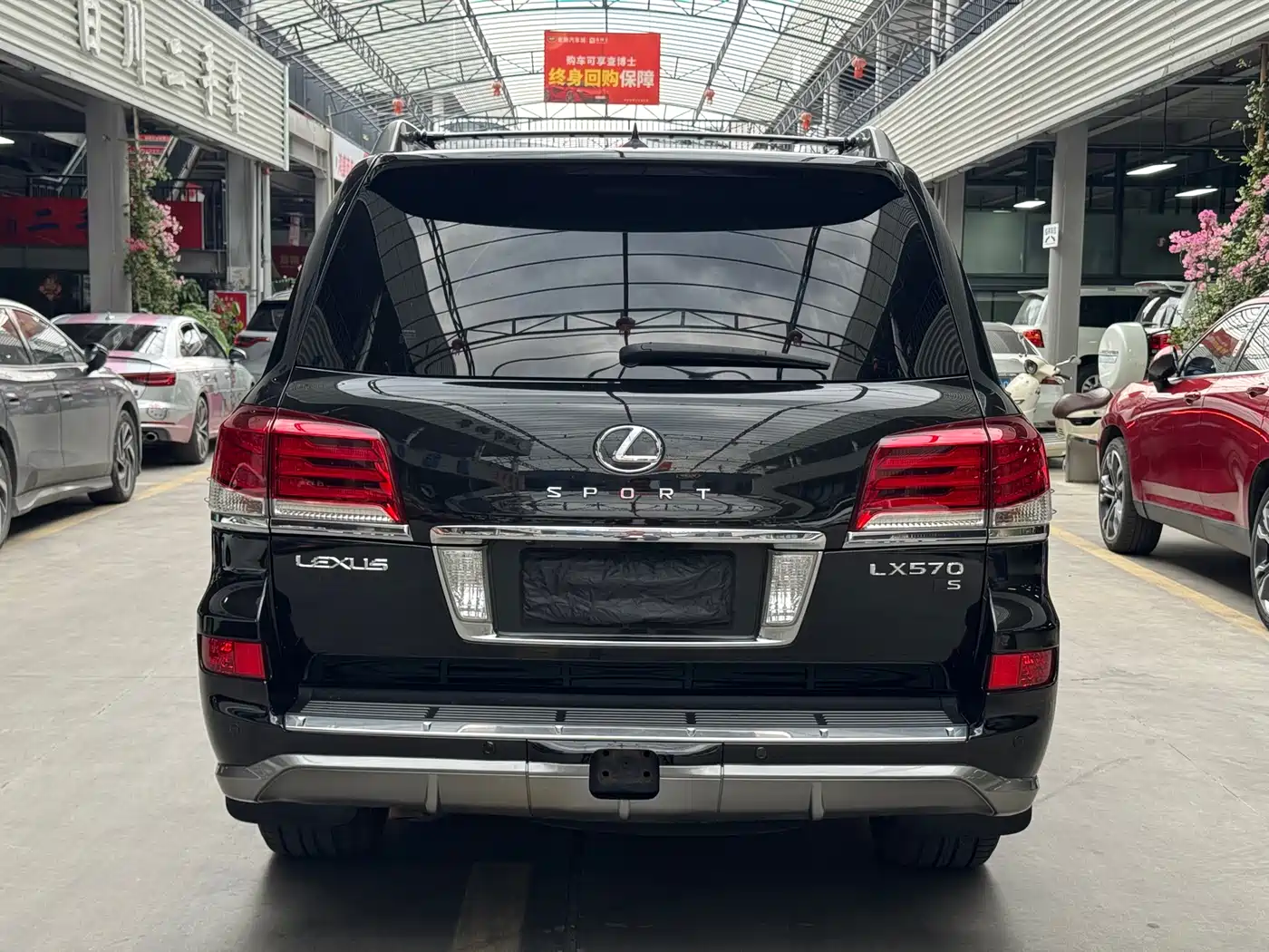 Lexus LX 2013 570 фото 17
