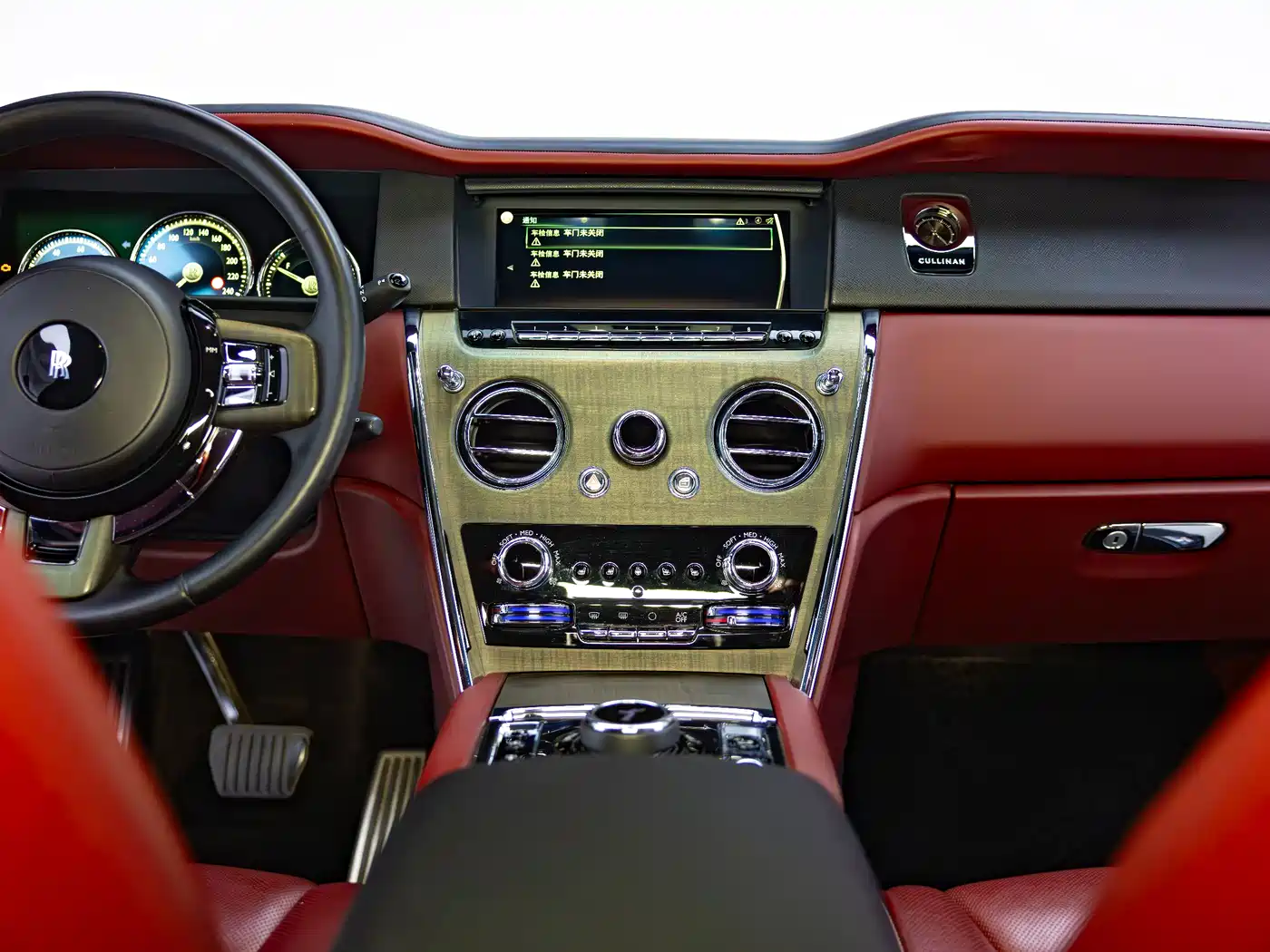 Rolls-Royce Cullinan 2018 4-Seater Version фото 11