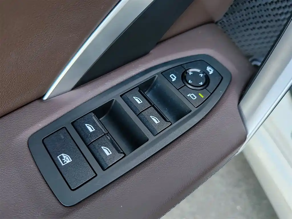BMW X1 2023 sDrive25Li M Sport Package фото 15