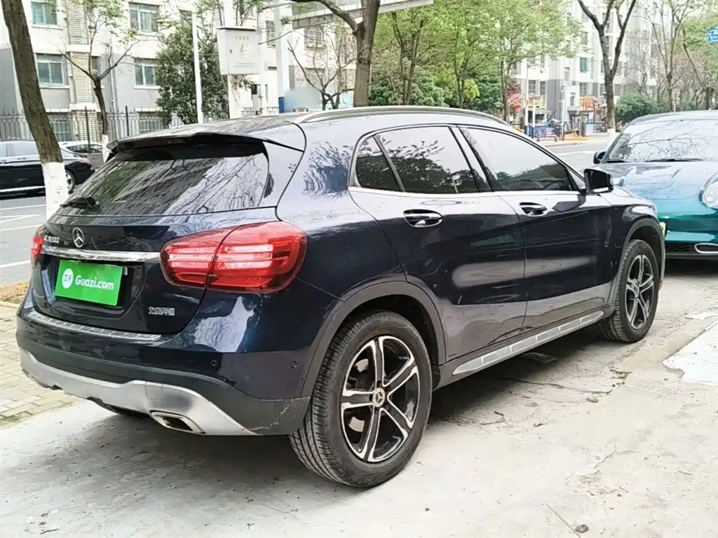 Mercedes-Benz GLA 2018 GLA 200 Fashion фото 5