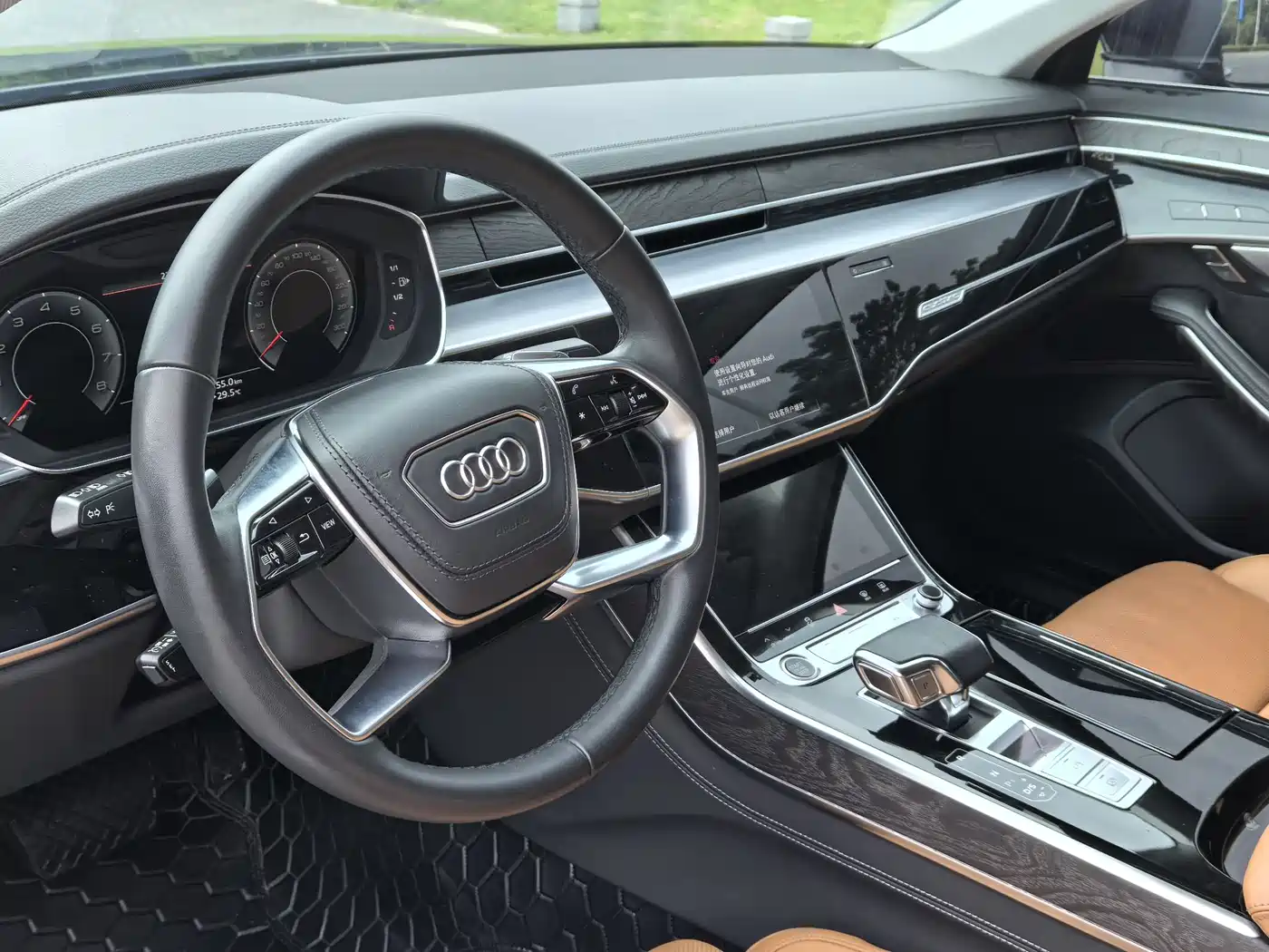 Audi A8 2023 A8L 50 TFSI quattro Exclusive фото 7