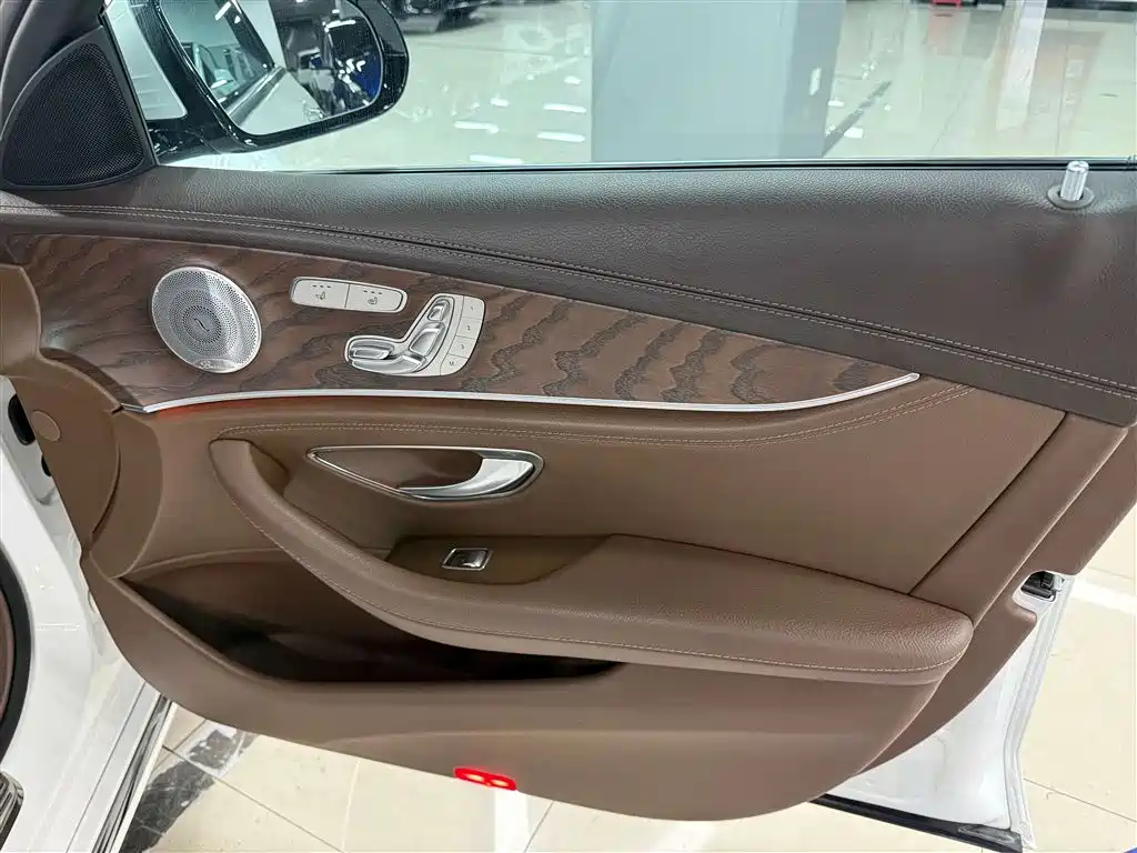 Mercedes-Benz E-Class 2020 Facelift E 300 L Exclusive фото 7