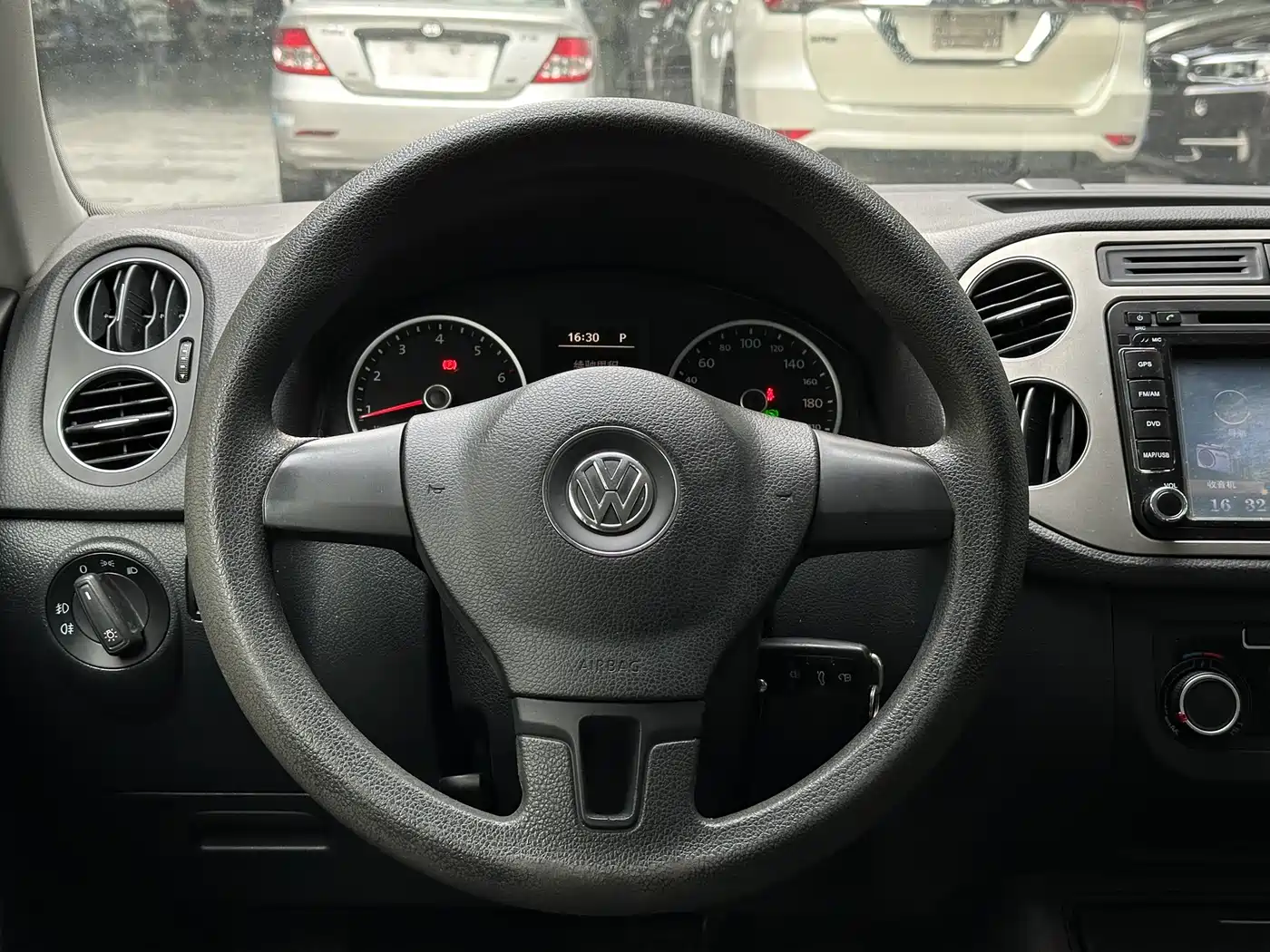Volkswagen Tiguan 2013 1.8TSI Auto 2WD Trend Edition фото 6