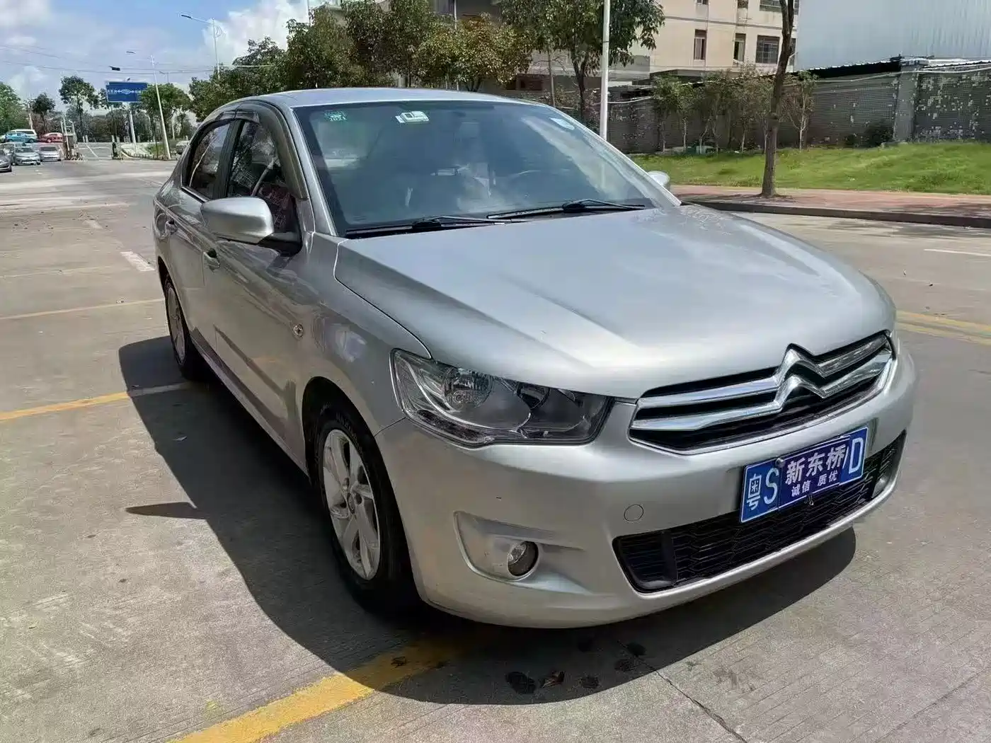 Citroën Elysee 2014 2014 1.6L Automatic Fashion