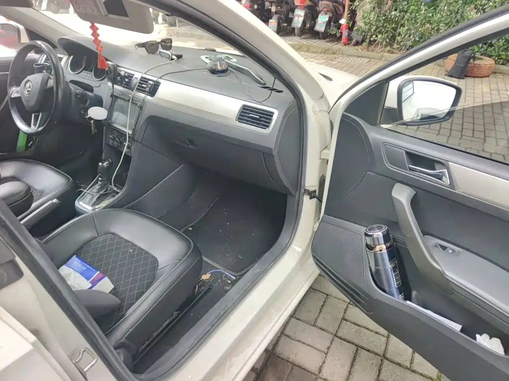 Škoda Skoda Rapid Spaceback 2019 2019 1.5L Automatic Comfort Edition