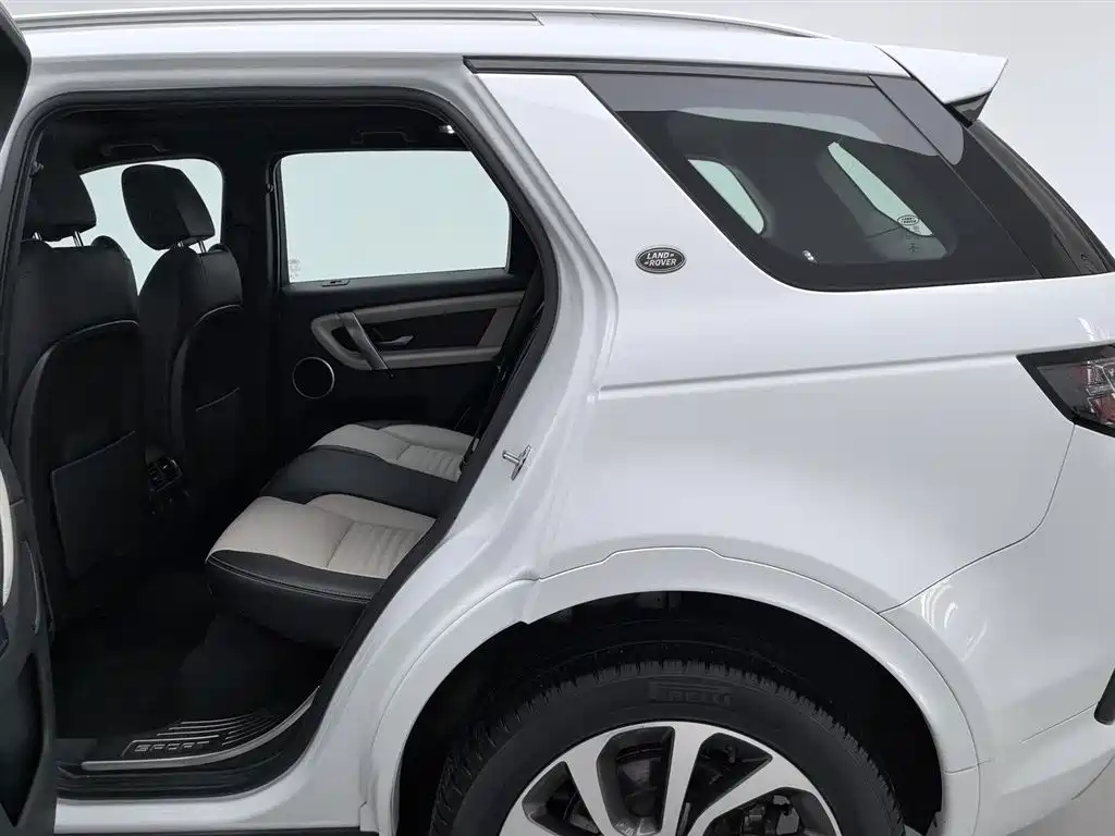 Land Rover Discovery Sport 2022 Model 249PS R-Dynamic S Performance Edition 5-Seater фото 15