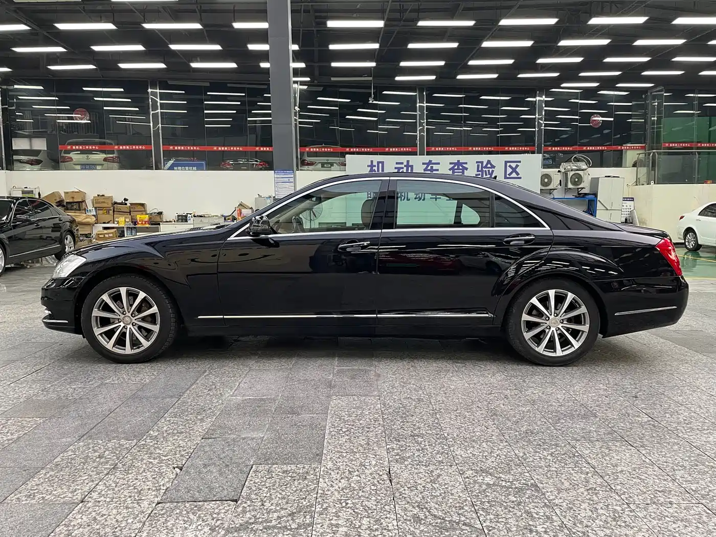 Mercedes-Benz S-Class 2010 S 300 L Premium фото 15