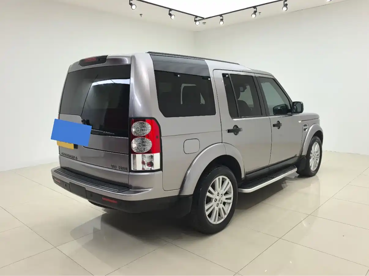 Land Rover Discovery 2010 5.0 V8 HSE Gasoline Version фото 2