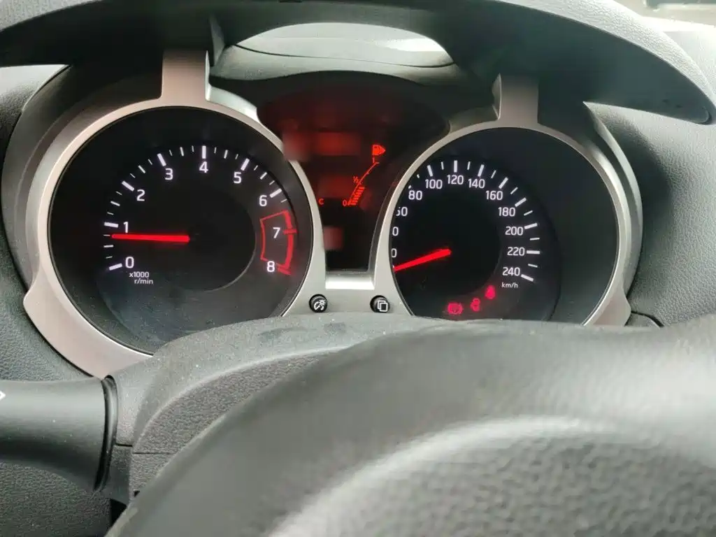 Infiniti ESQ 2015 2014 1.6L Free Edition