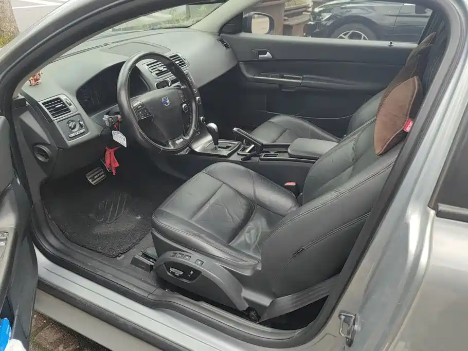 Volvo C30 2012 2011 Model 2.0 R-Design