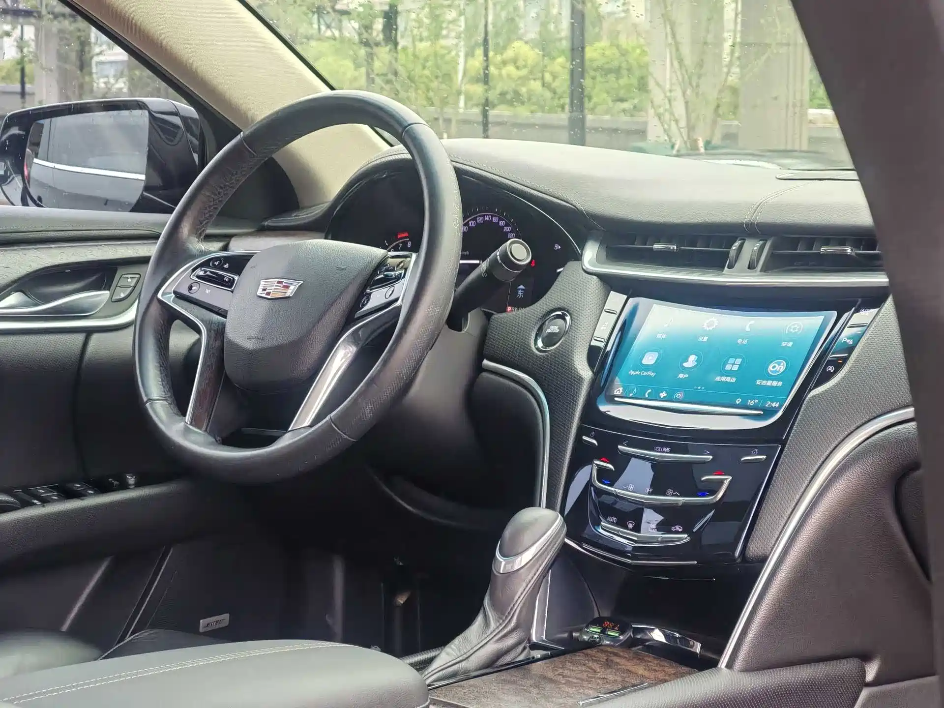 Photo 21 - Cadillac XTS
