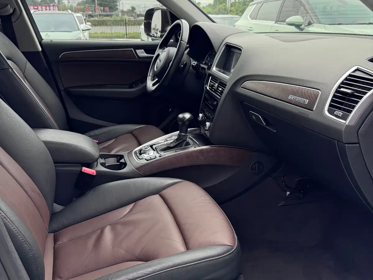 Audi Q5 2015 40 TFSI Comfort фото 11