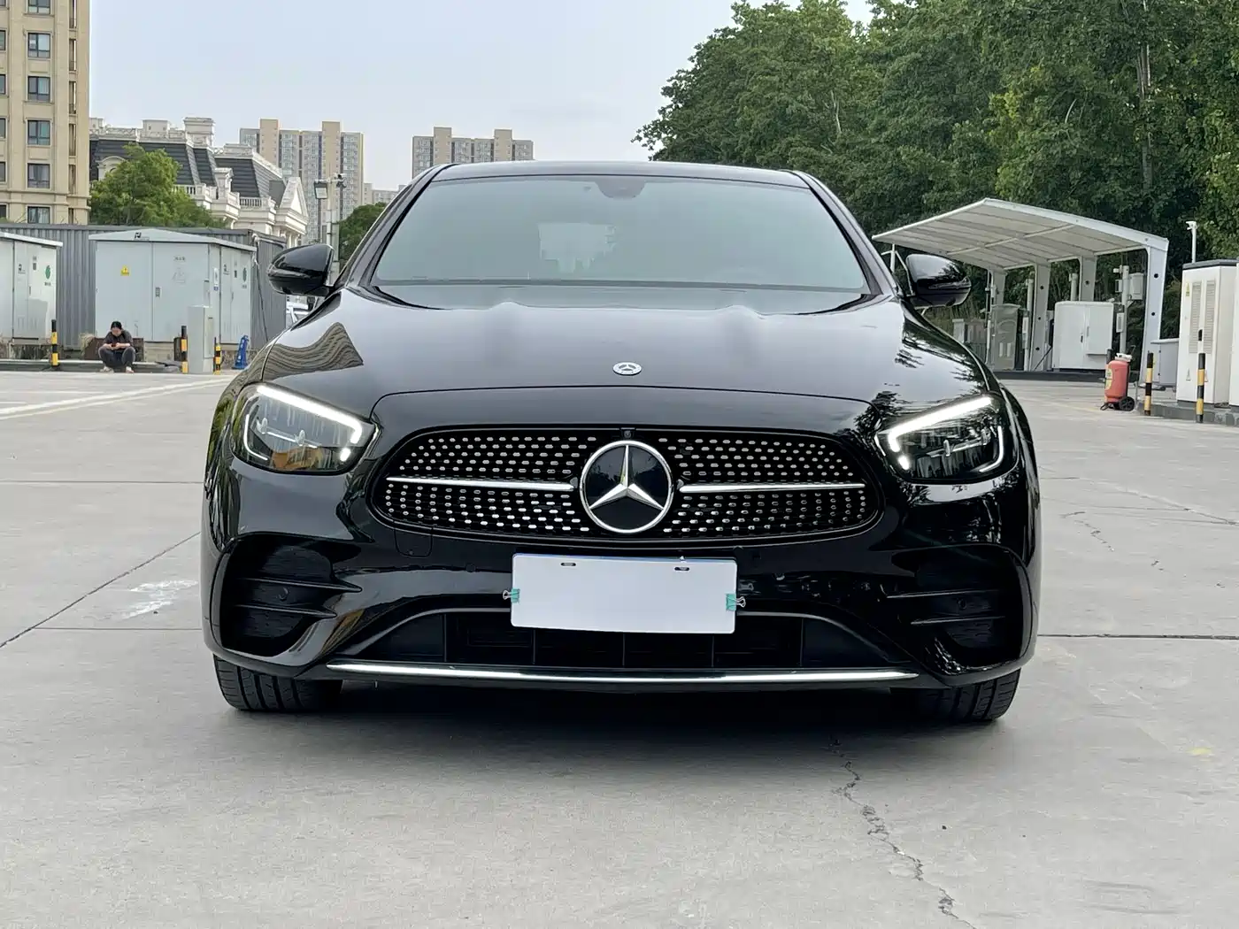Mercedes-Benz E-Class 2022 Second Facelift E 300 L Sport Luxury фото 3