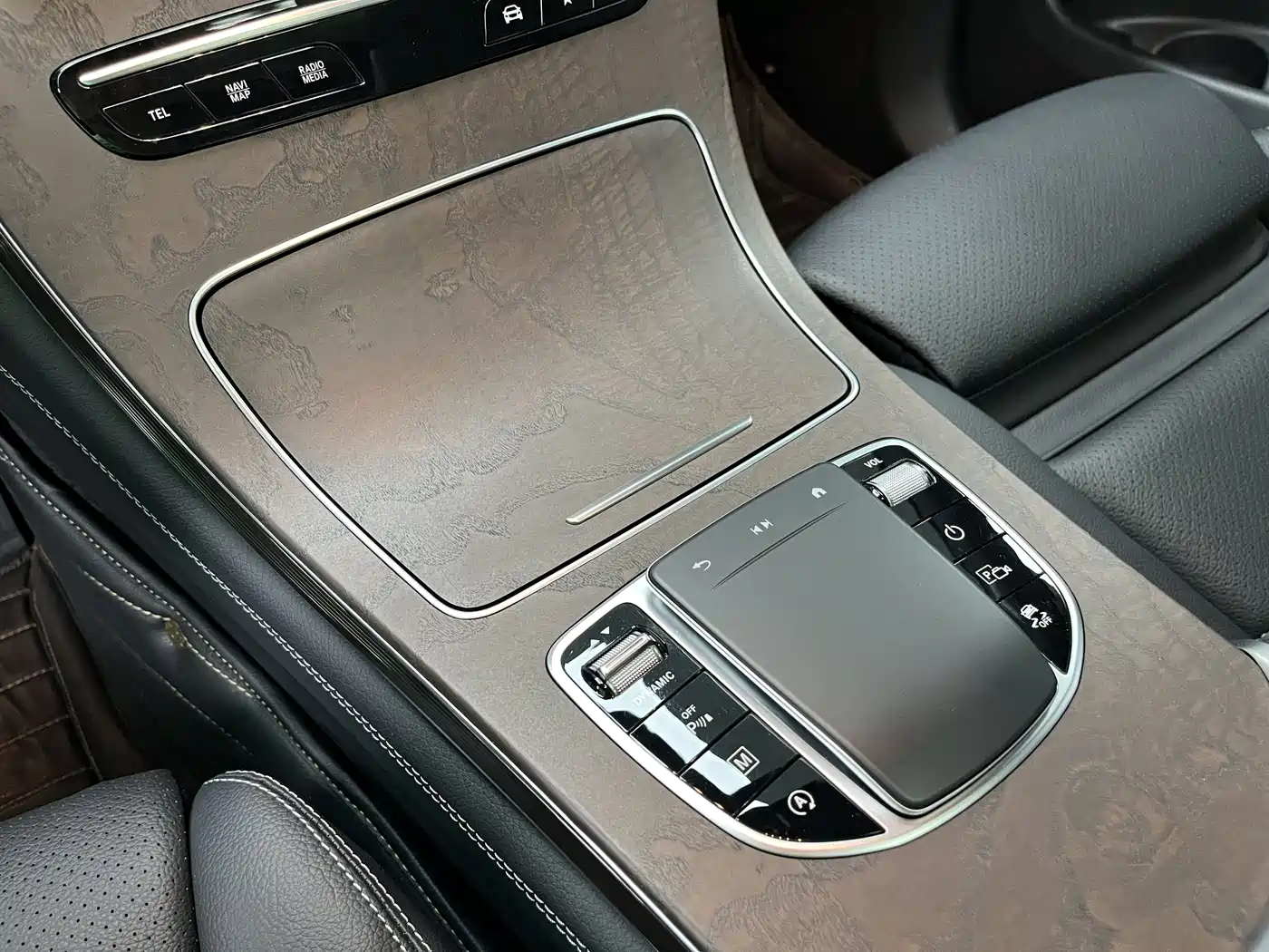 Mercedes-Benz GLC 2020 Facelift GLC 300 L 4MATIC Dynamic фото 14