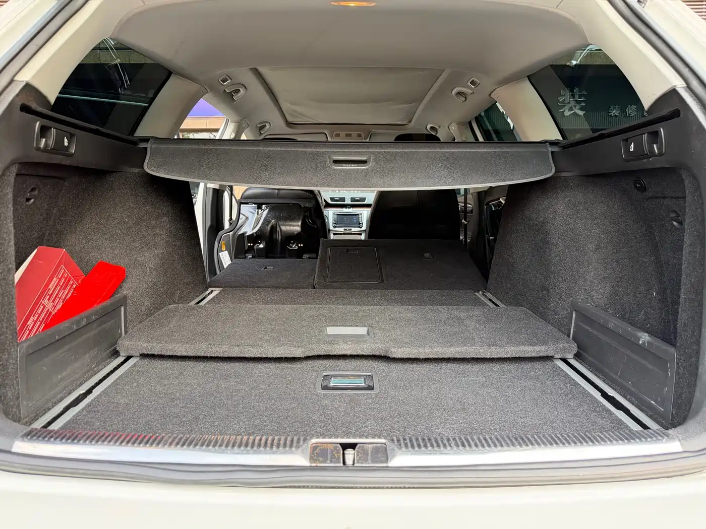 Volkswagen Magotan (Import) 2012 Wagon 2.0TSI Comfort фото 7