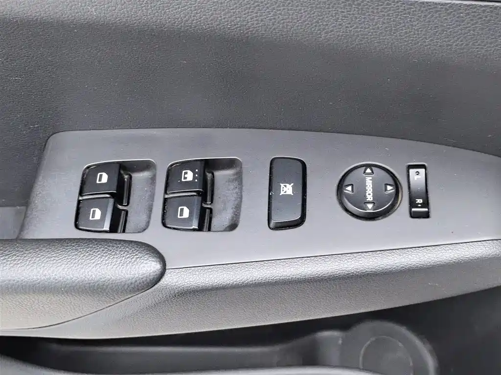 HYUNDAI ACCEPT