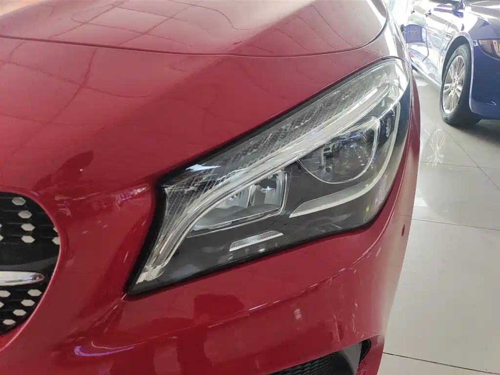 Mercedes-Benz CLA (Import) 2017 Facelift CLA 220 4MATIC фото 18