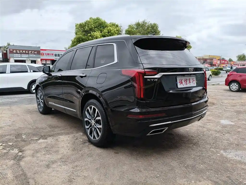 Cadillac XT6 2021 2.0T 7-Seater 4WD Trend Edition фото 6