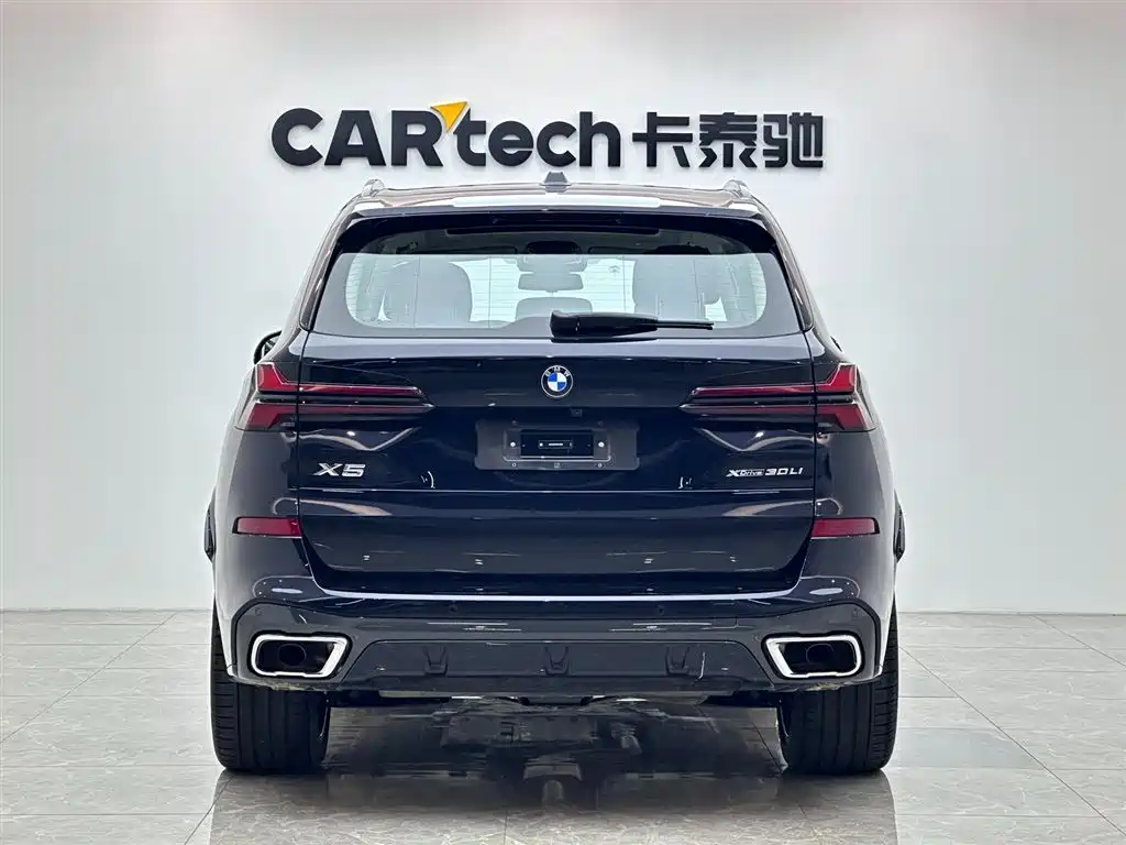 BMW X5 2023 xDrive 30Li Premium M Sport Black Night Package фото 4