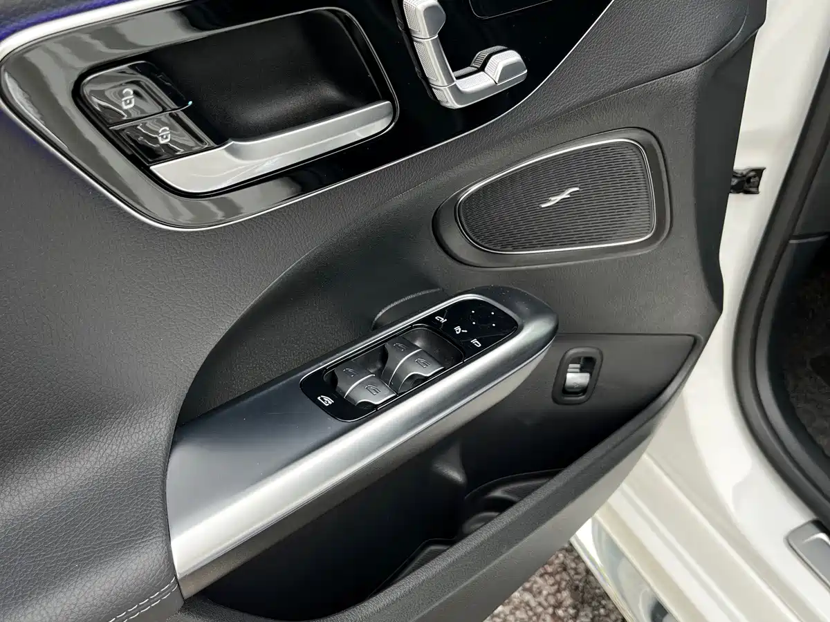 Mercedes-Benz C-Class 2025 2025 C 260 L Sport Edition
