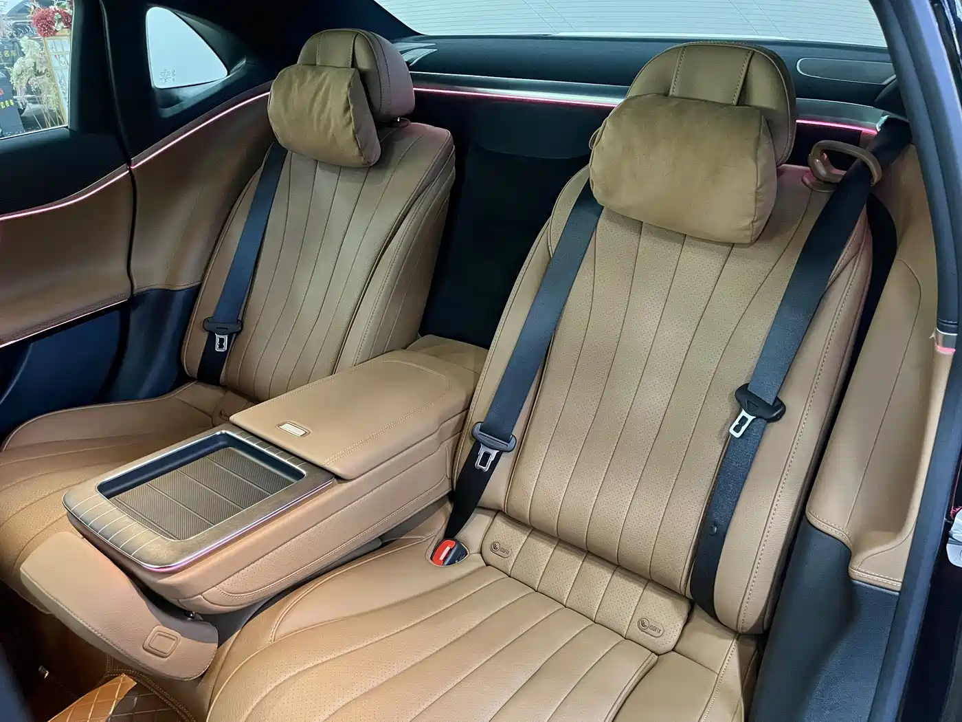 Mercedes-Benz E-Class 2025 E 300 L Luxury фото 10