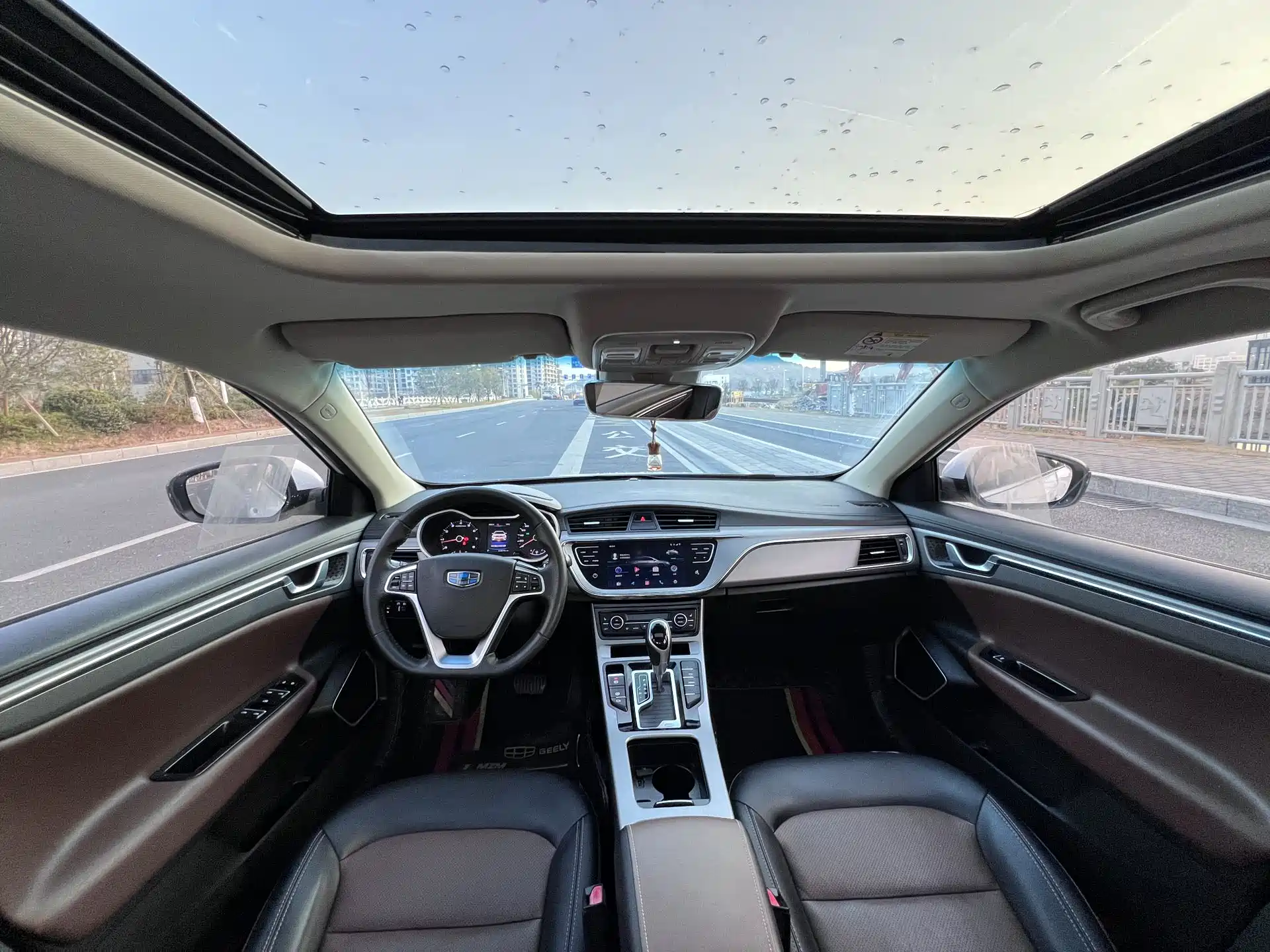Фото 5 - Geely Emgrand GL