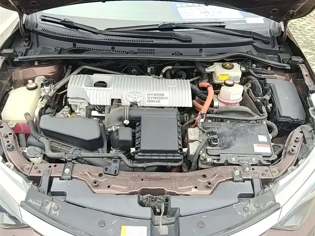 Toyota Levin 2016 Hybrid 1.8H GS E-CVT Elite Sunroof фото 20