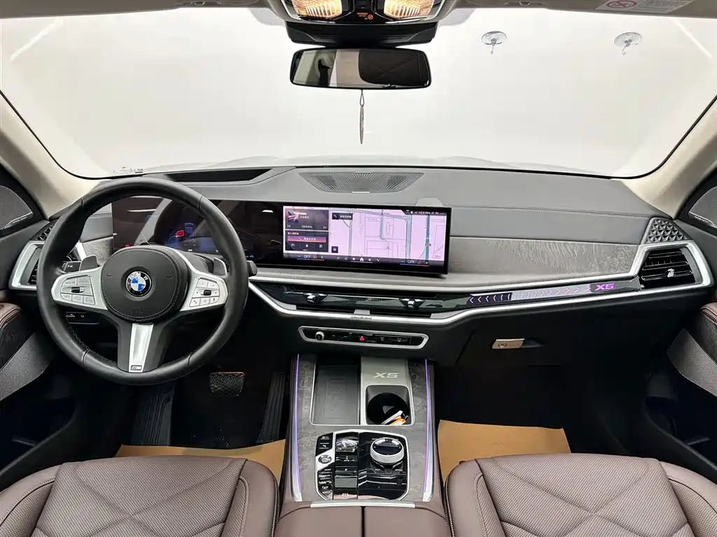 BMW X5 2023 xDrive 30Li Premium M Sport Black Night Package фото 10