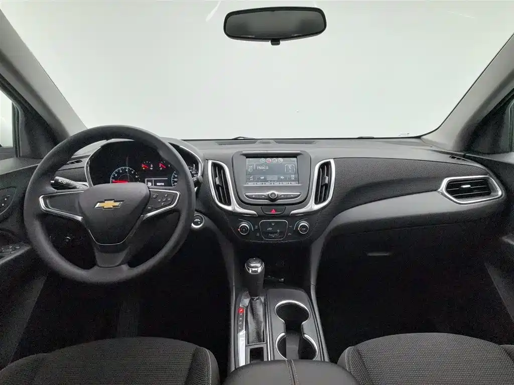 Chevrolet Equinox 2018 535T Automatic Frontier Edition фото 5