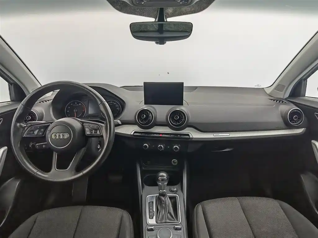 Audi Q2L 2020 35 TFSI Progressive Dynamic Model фото 5