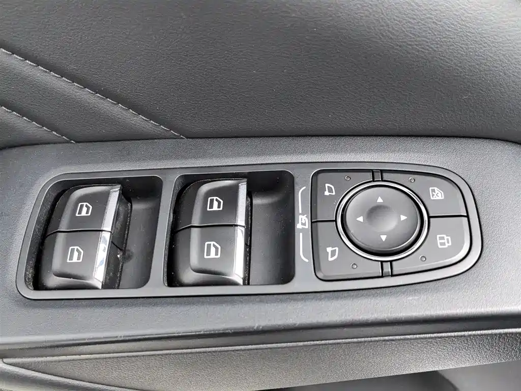Haval Xiaolong MAX 2023 1.5L Hi4 105 4WD Smart Flagship фото 9