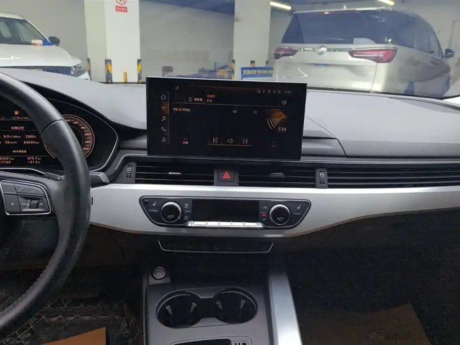 Audi A4L 2020 40 TFSI Luxury Dynamic фото 13