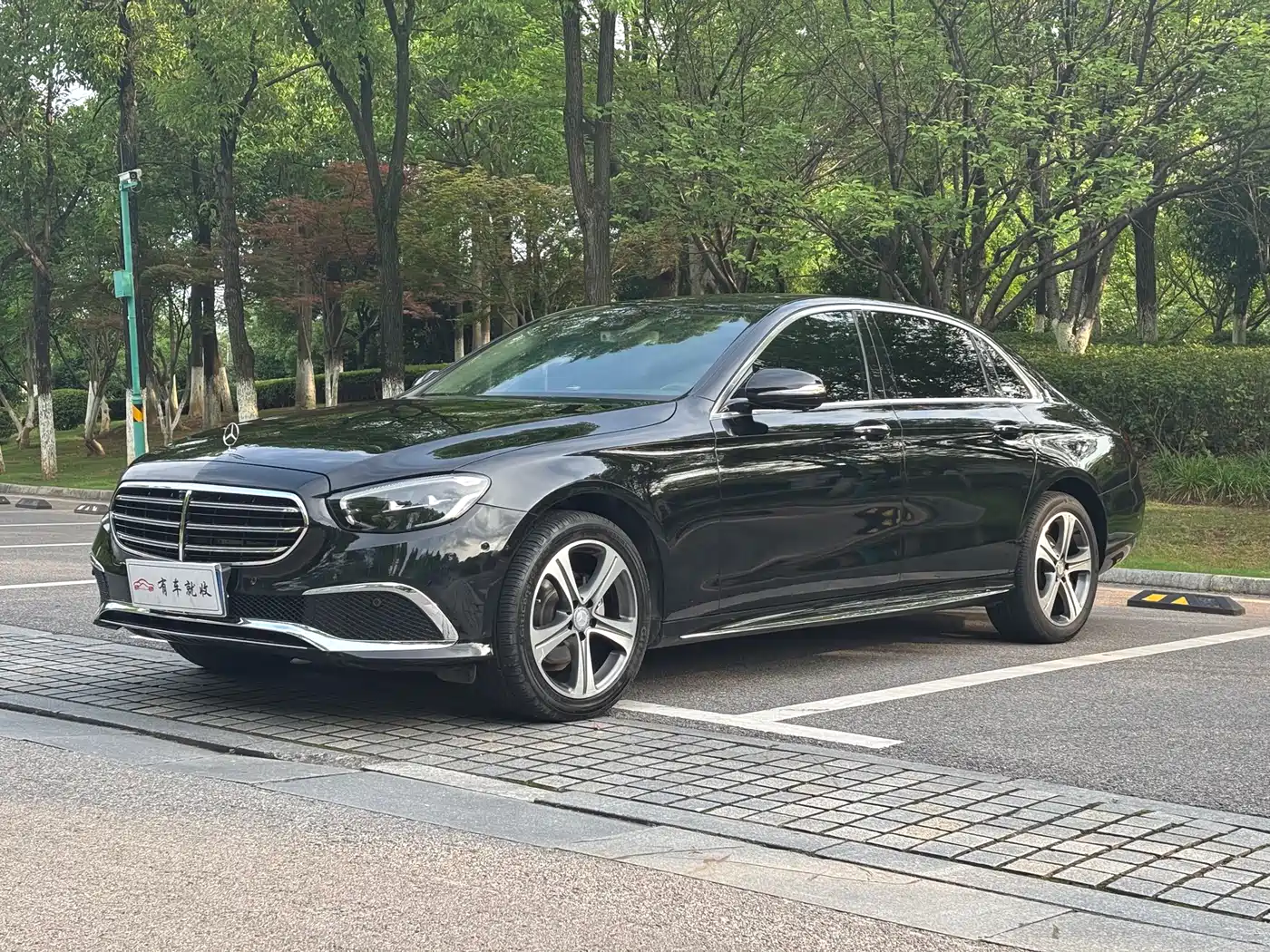 Mercedes-Benz E-Class 2016 E 200 L Sport Type