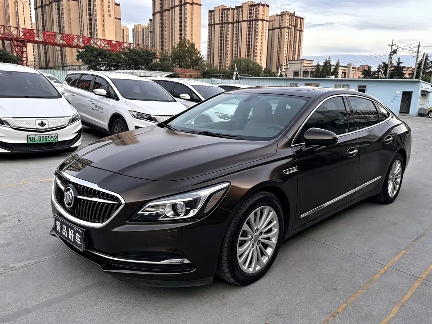 Фото 1 - Buick LaCrosse